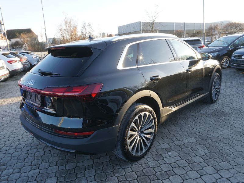 Audi e-tron 2020