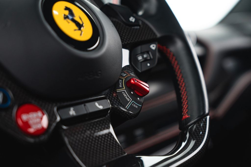 Ferrari F8 2022