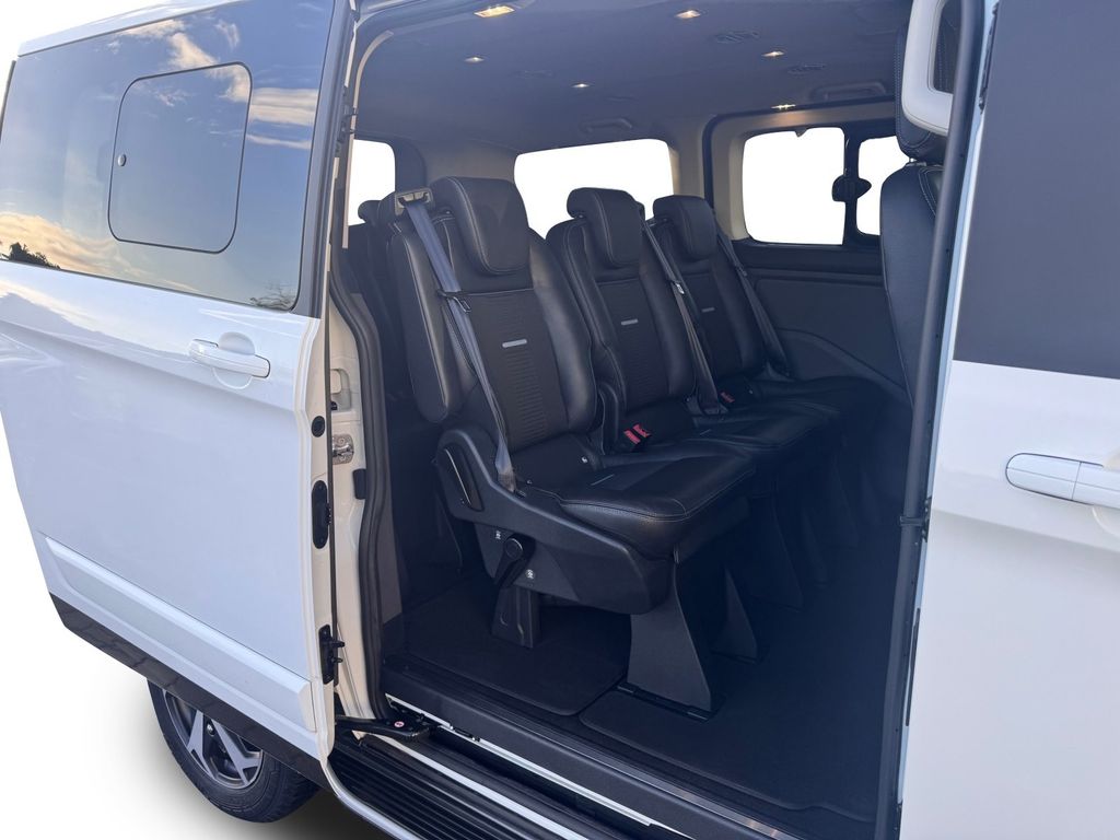 Ford Tourneo Custom 2021