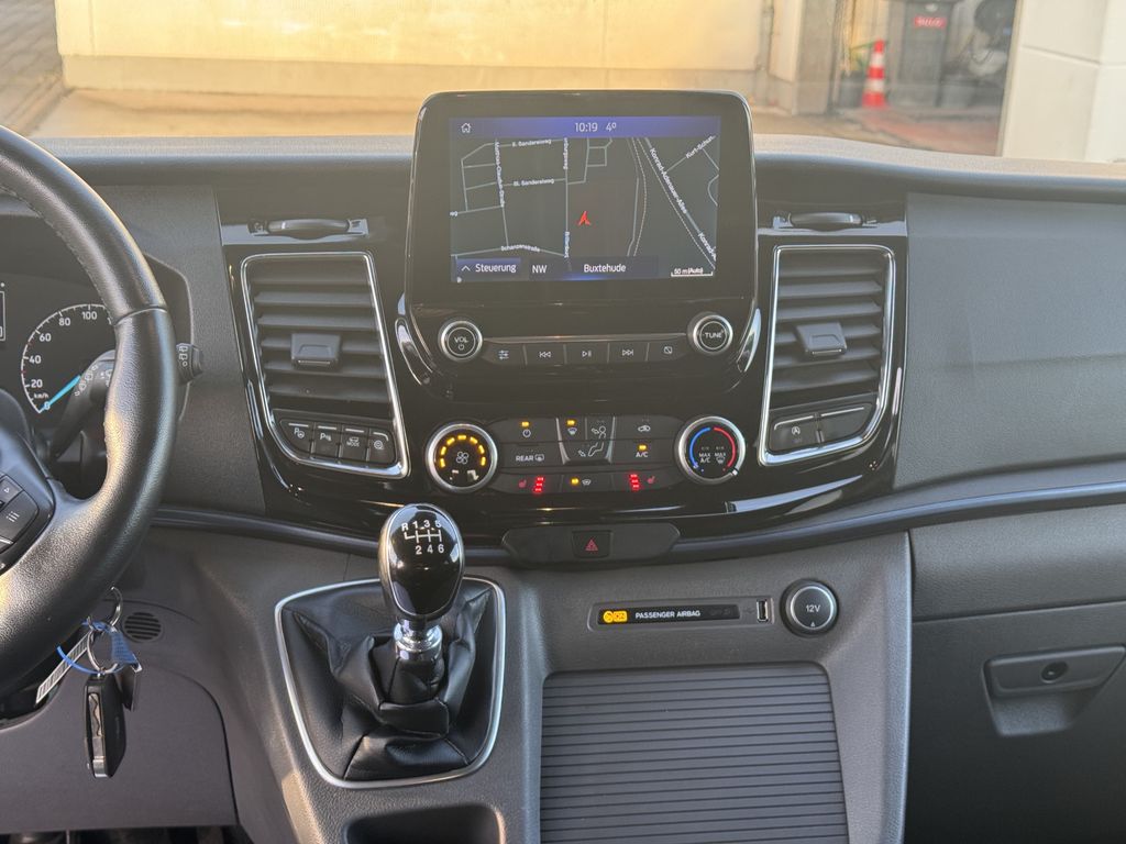 Ford Tourneo Custom 2021