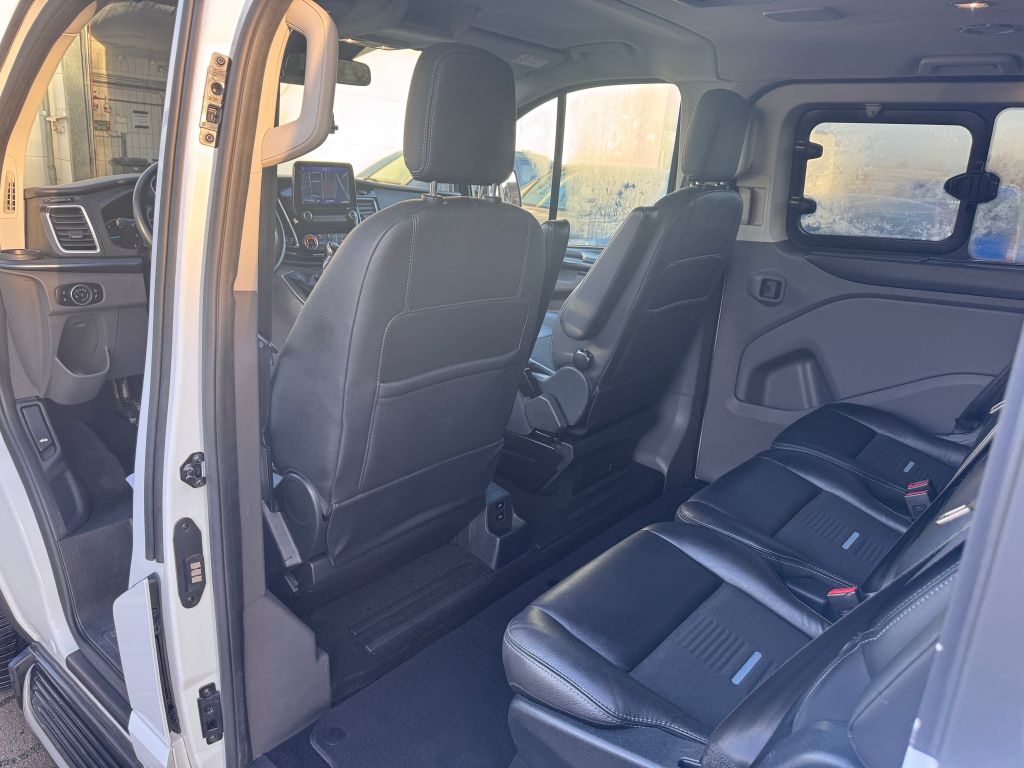 Ford Tourneo Custom 2021