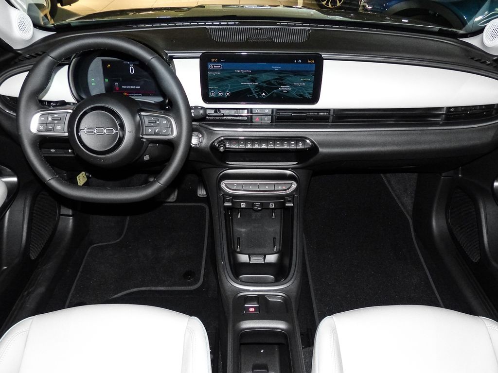 Fiat 600 2025
