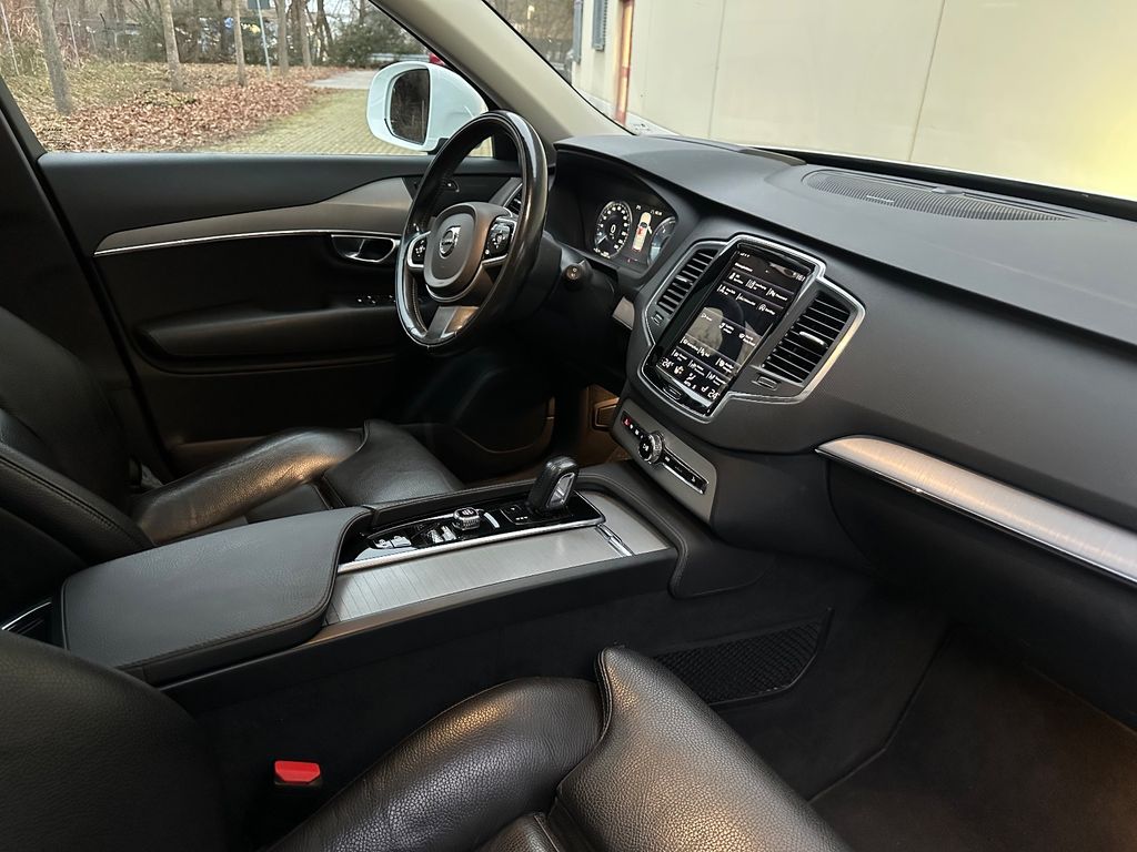 Volvo XC90 2020