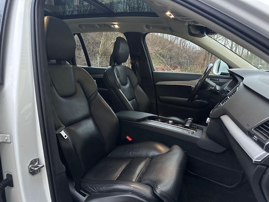 Volvo XC90 2020