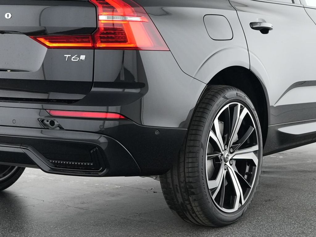 Volvo XC60 2025