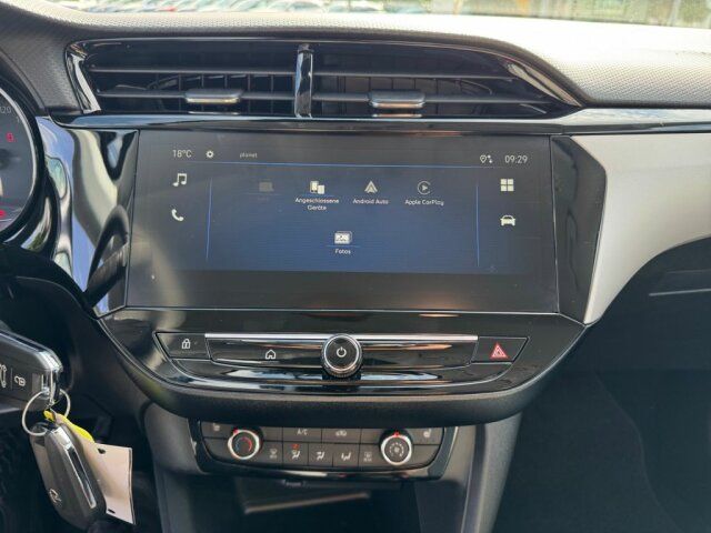 Opel Corsa 2025