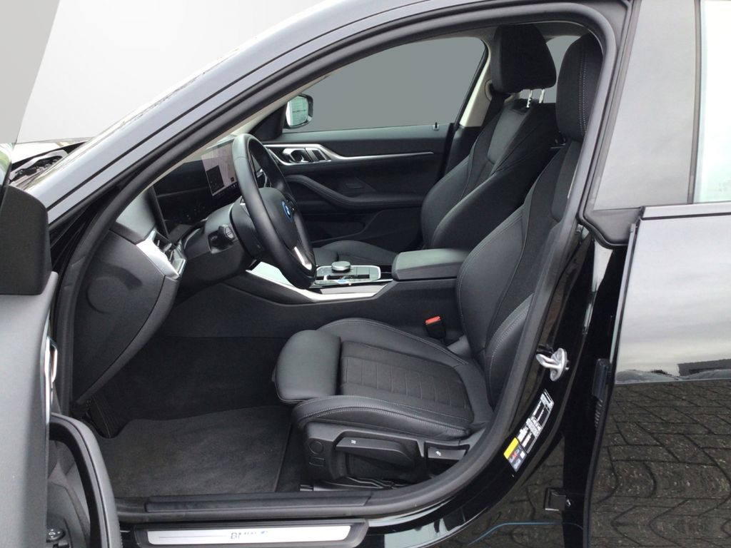 BMW i4 2023