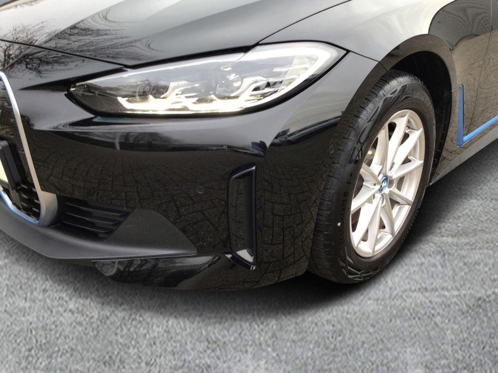 BMW i4 2023