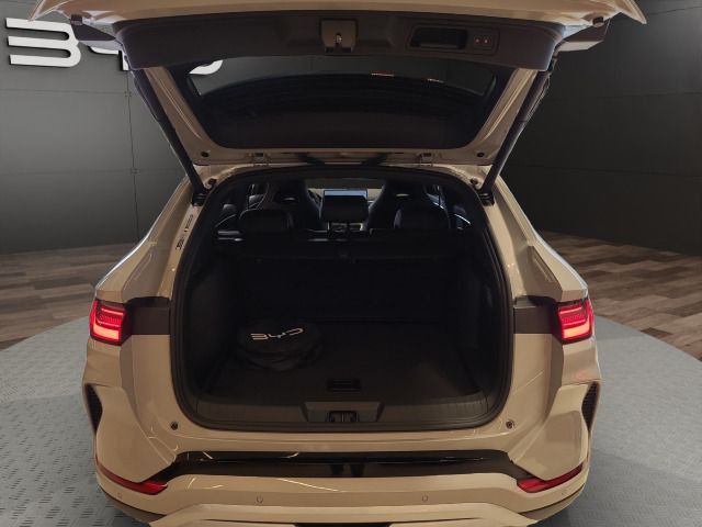 BYD SEAL U