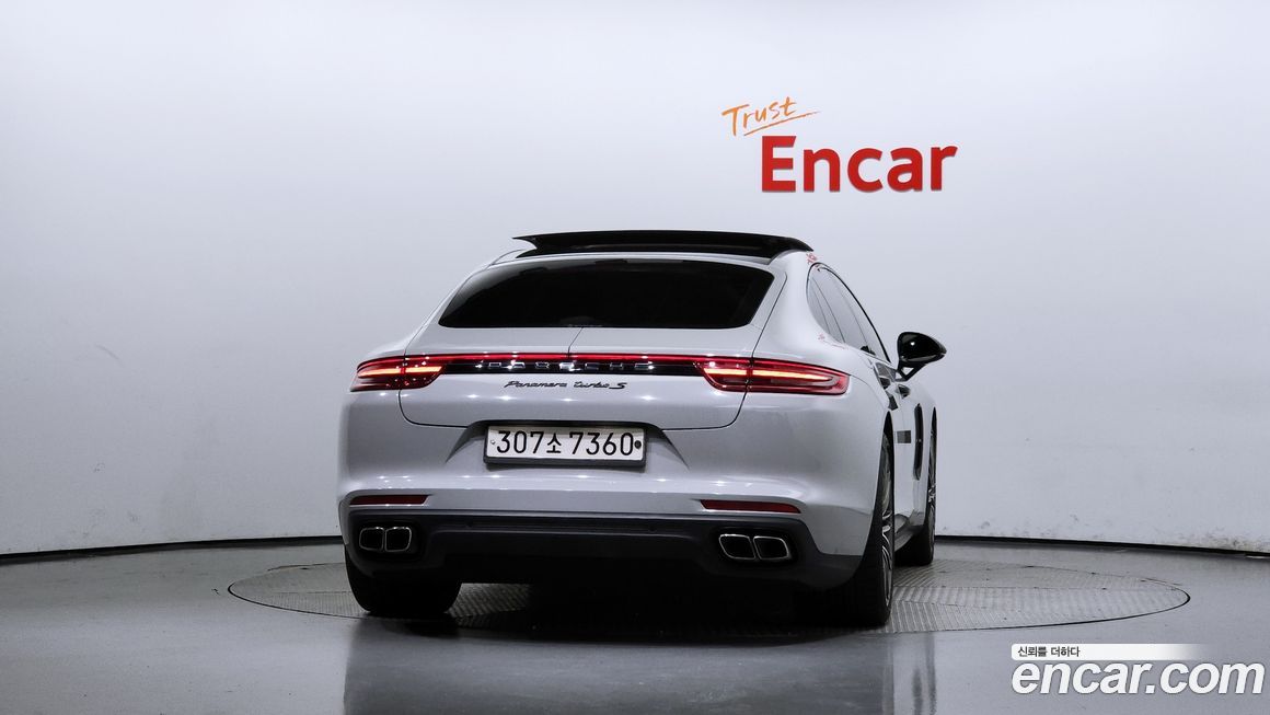 Porsche Panamera 2017