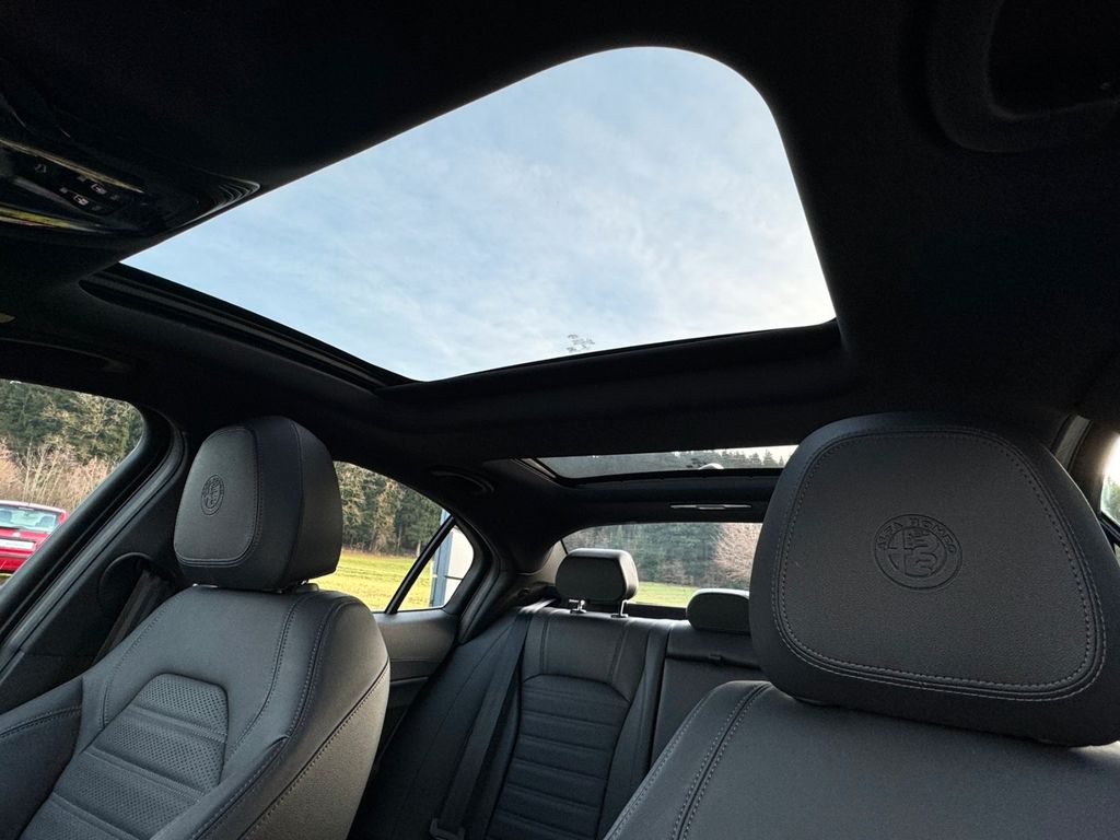 Alfa Romeo Giulia 2023