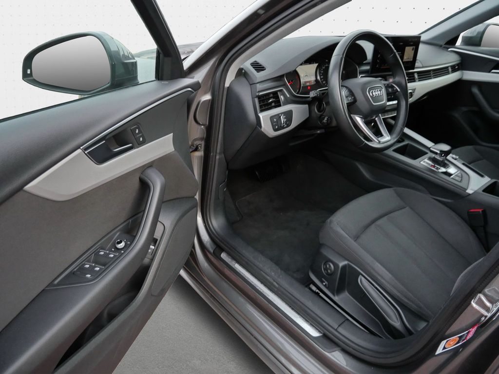 Audi A4 2021