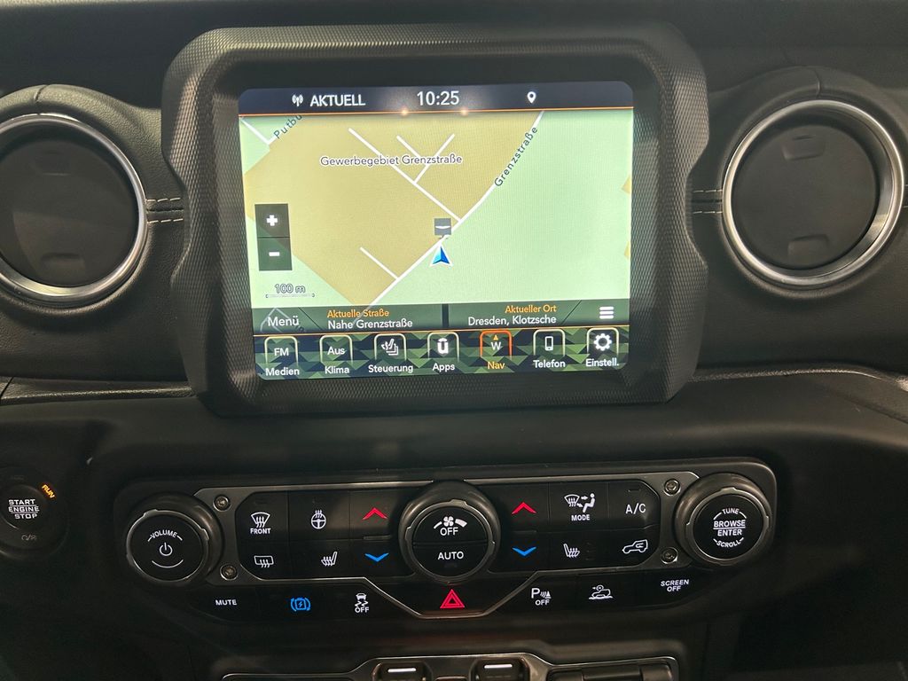 Jeep Wrangler 2025