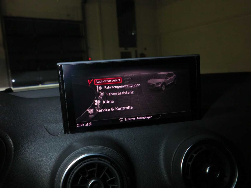 Audi SQ2 2022