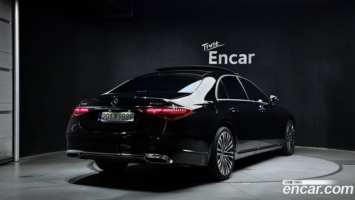 Mercedes-Benz S-Class 2022