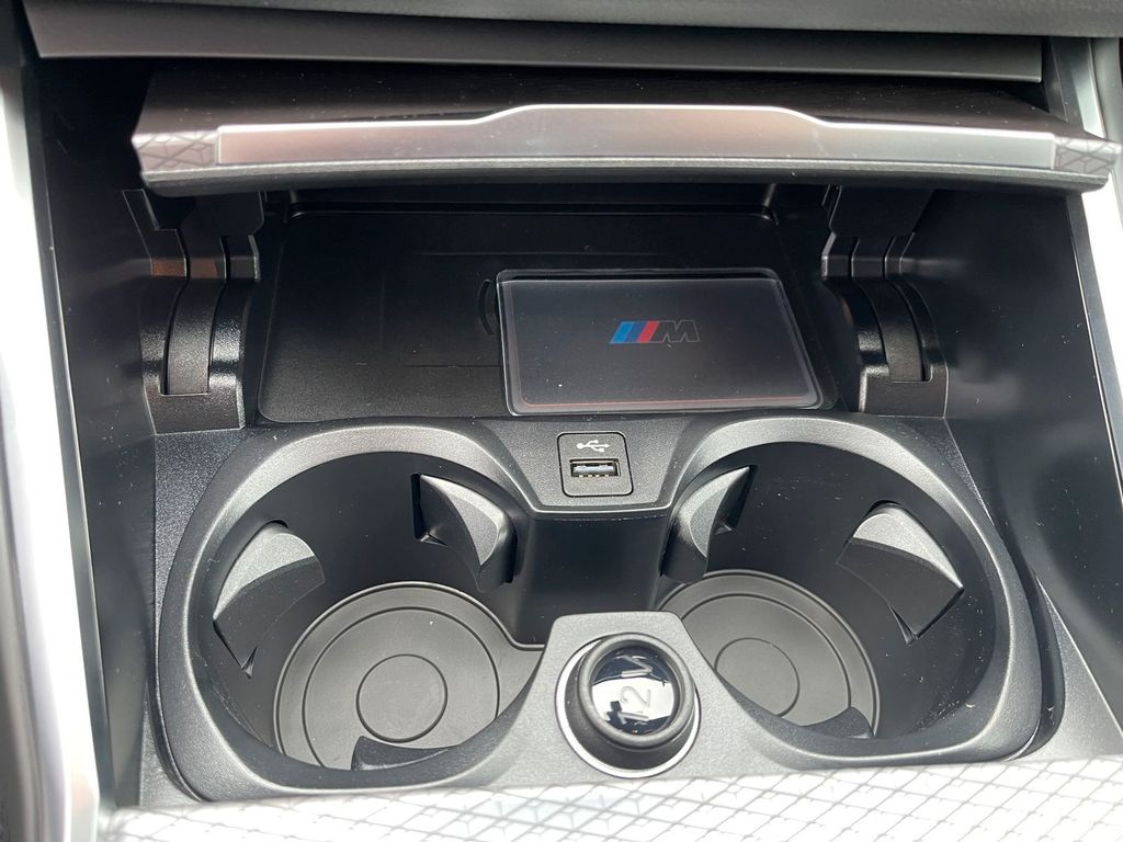 BMW M4 2025