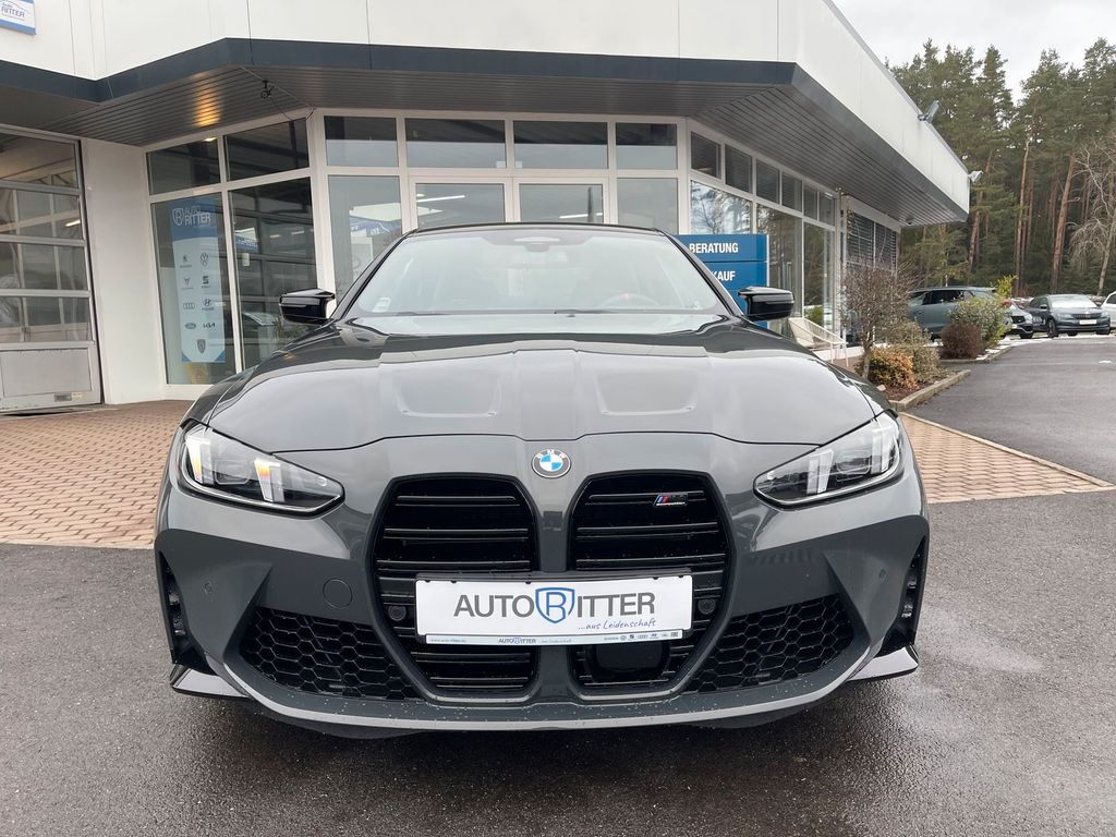 BMW M4 2025