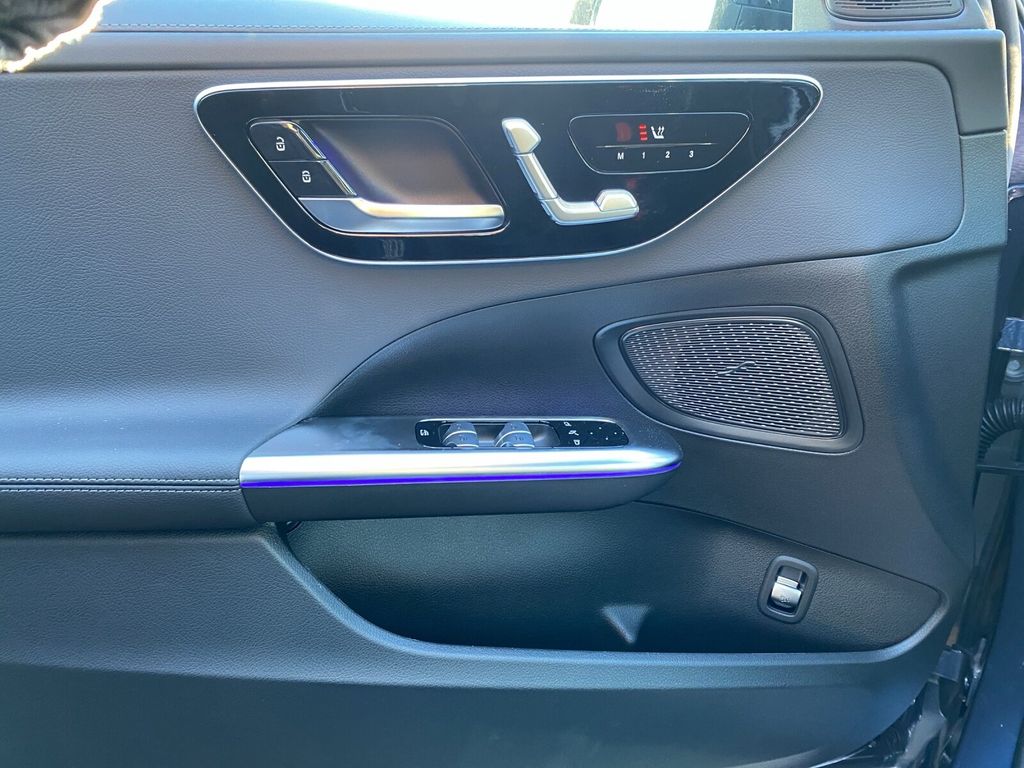 Mercedes-Benz C 220 2025