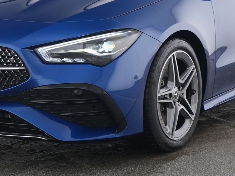 Mercedes-Benz CLA 200 2025
