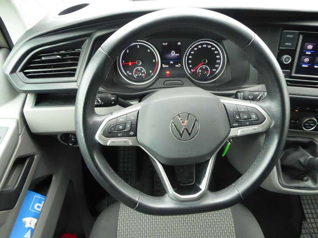 Volkswagen T6 Caravelle 2024
