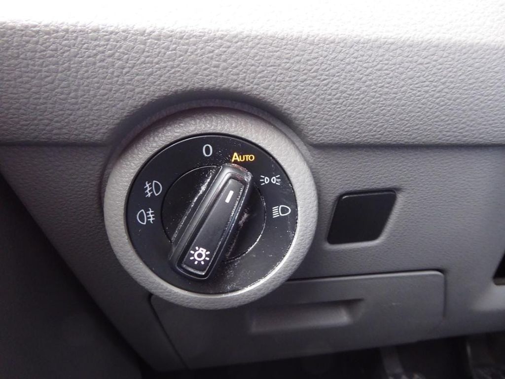 Volkswagen T6 Caravelle 2024