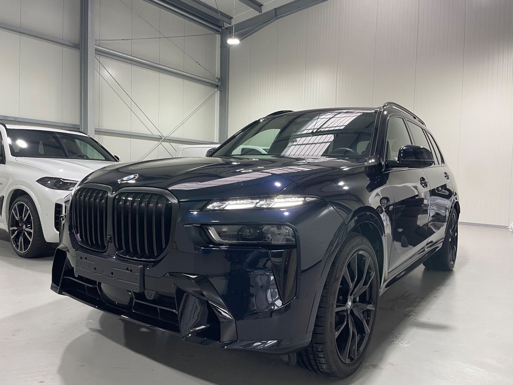 BMW X7 2024