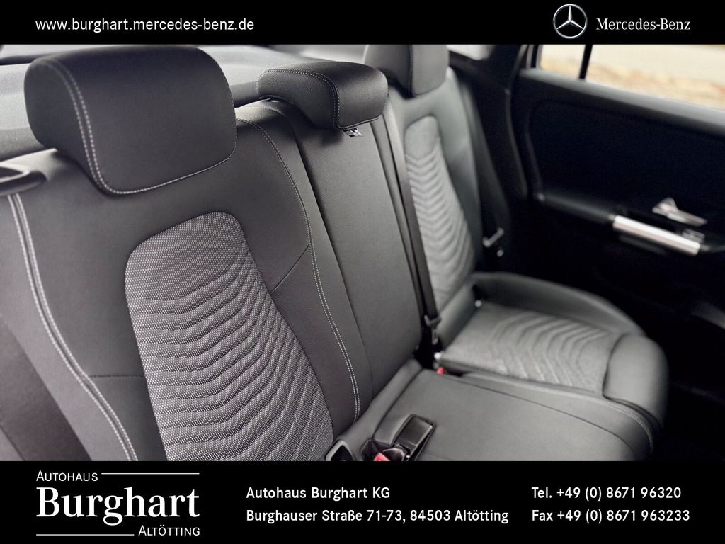 Mercedes-Benz GLA 180 2024