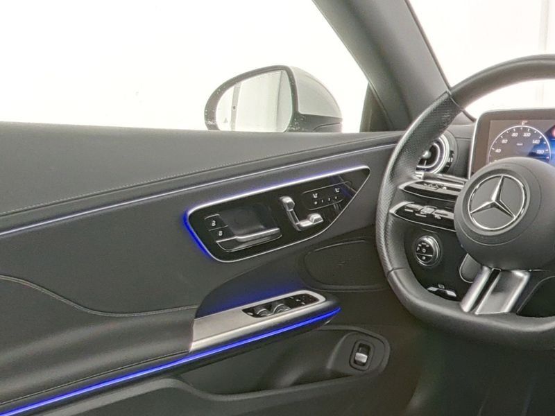 Mercedes-Benz CLE 200 2024