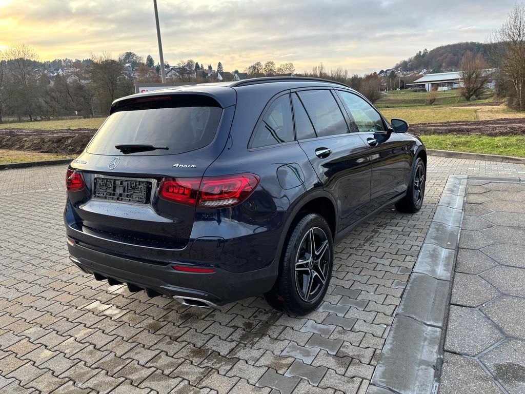 Mercedes-Benz GLC 300 2020