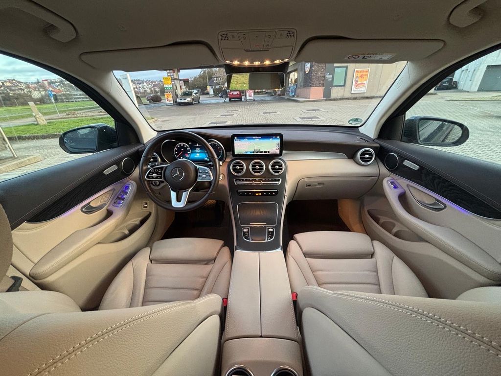 Mercedes-Benz GLC 300 2020