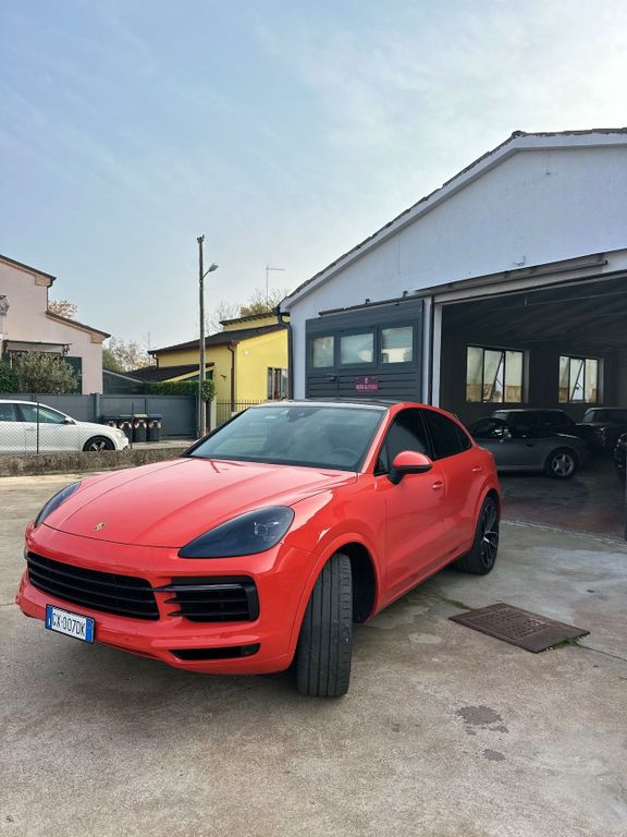 Porsche Cayenne 2021