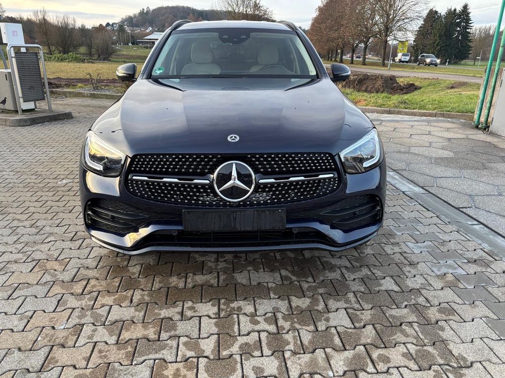 Mercedes-Benz GLC 300 2020