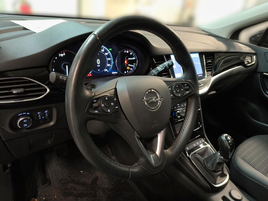 Opel Astra 2022