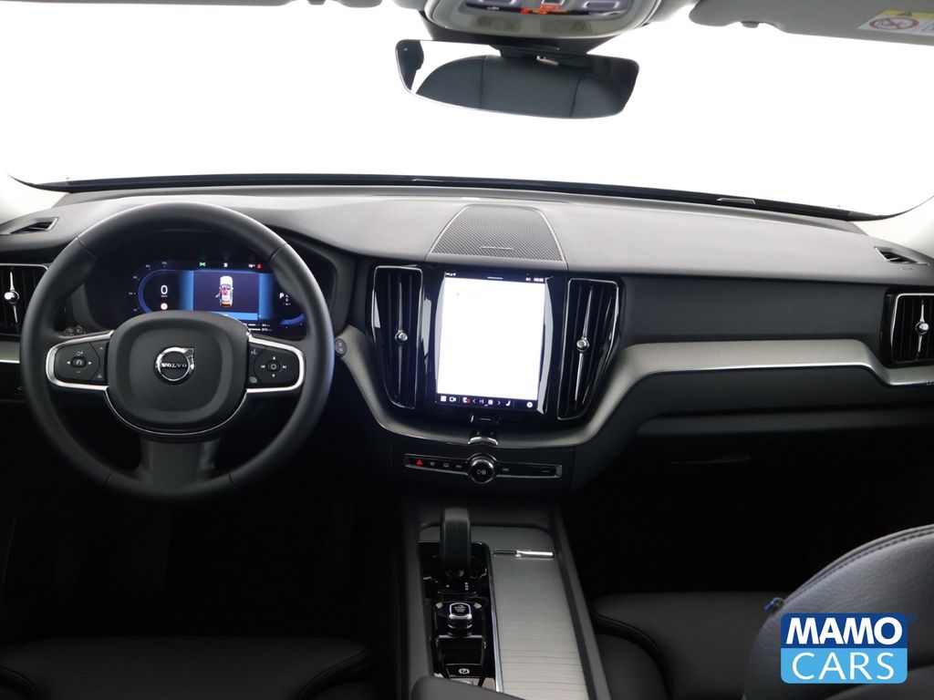 Volvo XC60 2025