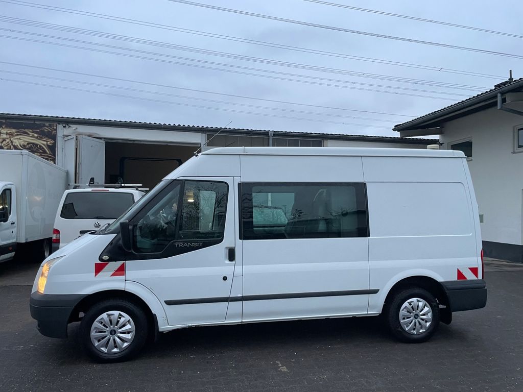 Ford Transit 2011