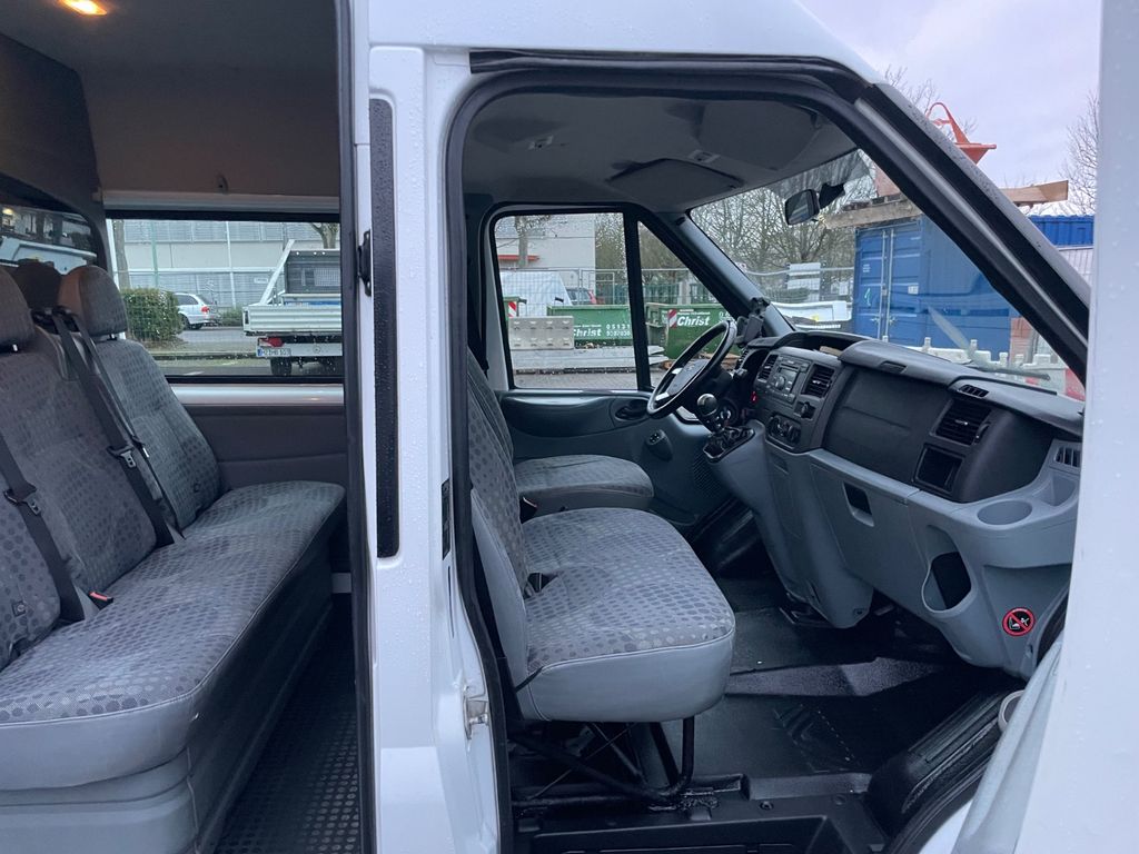 Ford Transit 2011