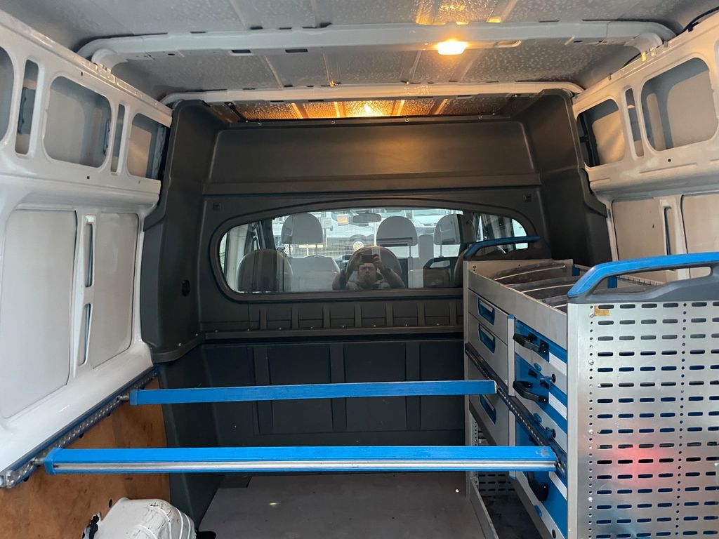 Ford Transit 2011
