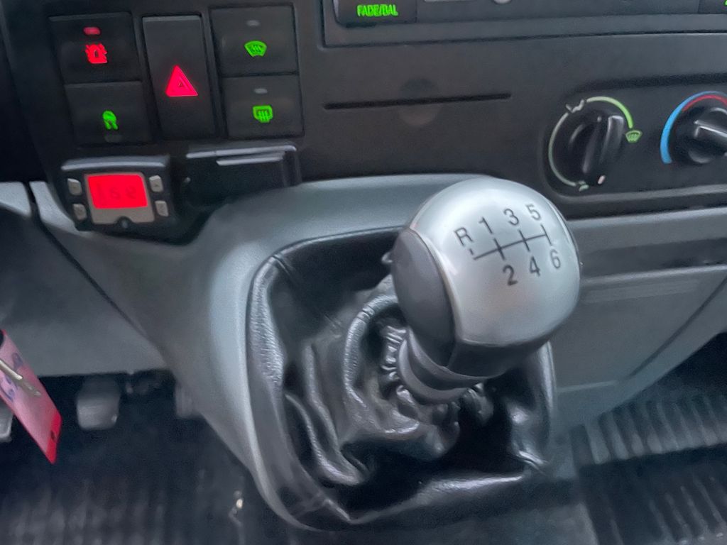 Ford Transit 2011