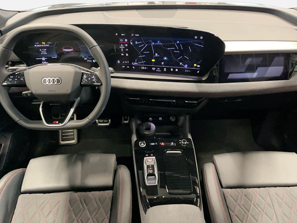 Audi Q6 e-tron 2025