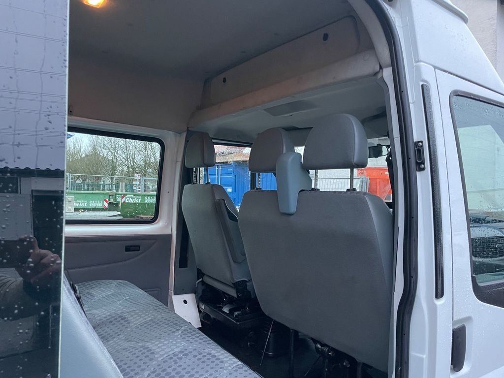 Ford Transit 2011