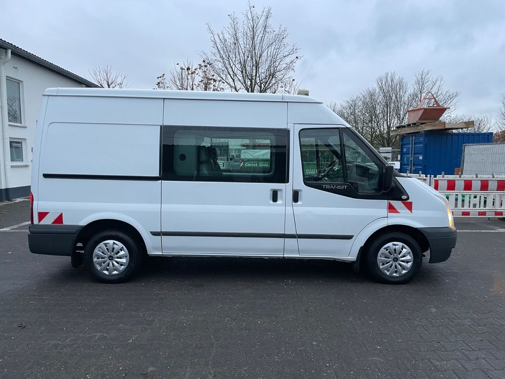 Ford Transit 2011