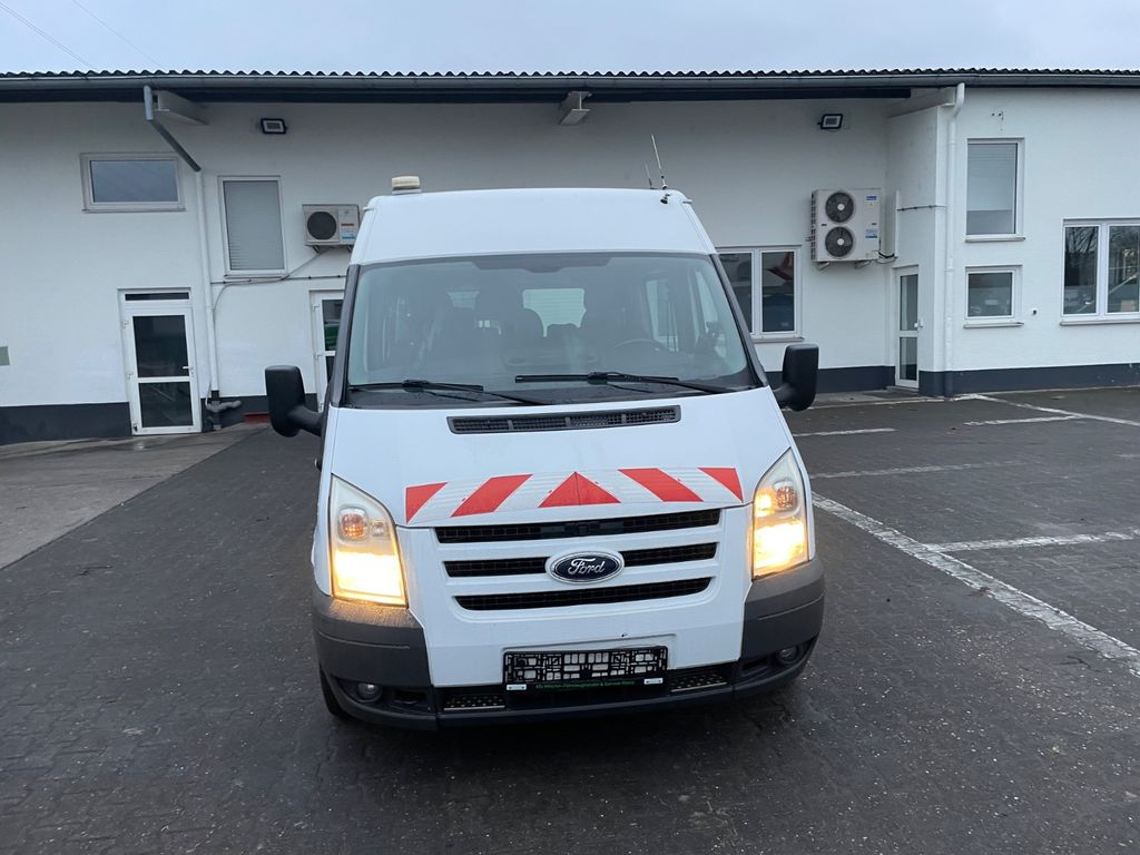 Ford Transit 2011
