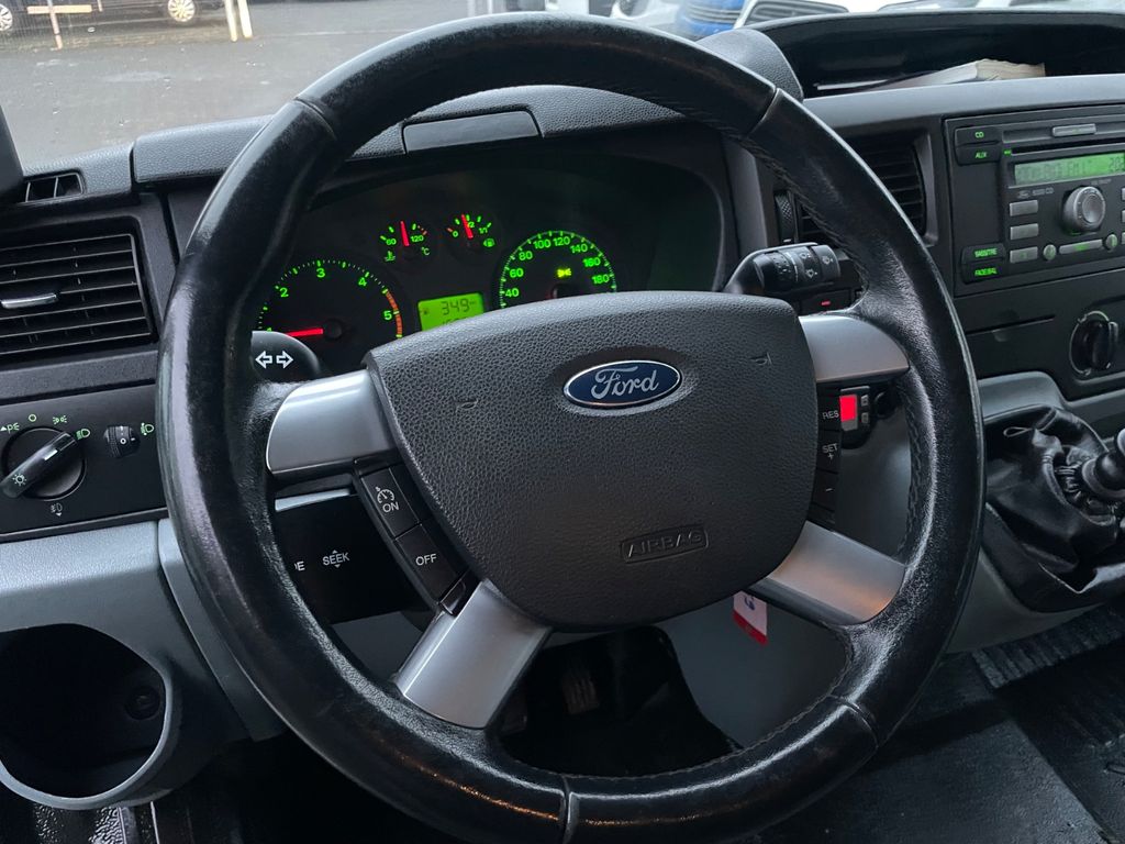Ford Transit 2011