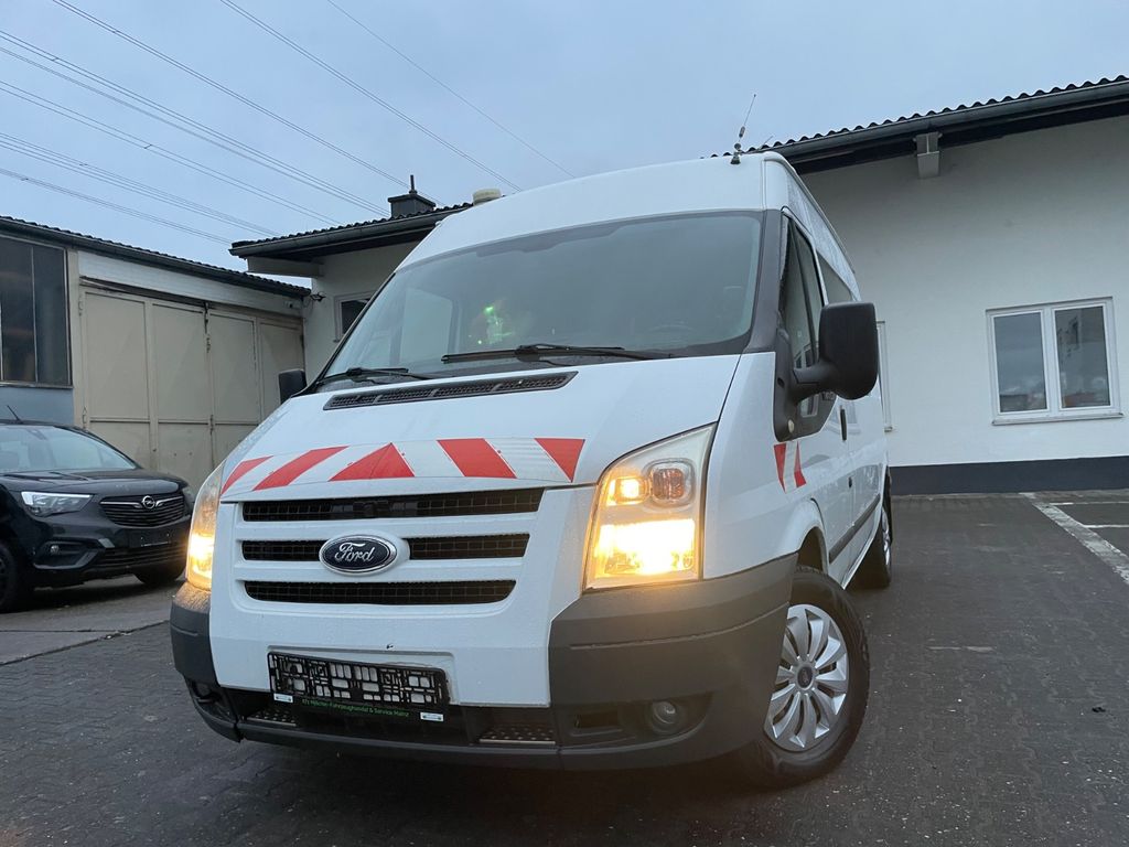 Ford Transit 2011
