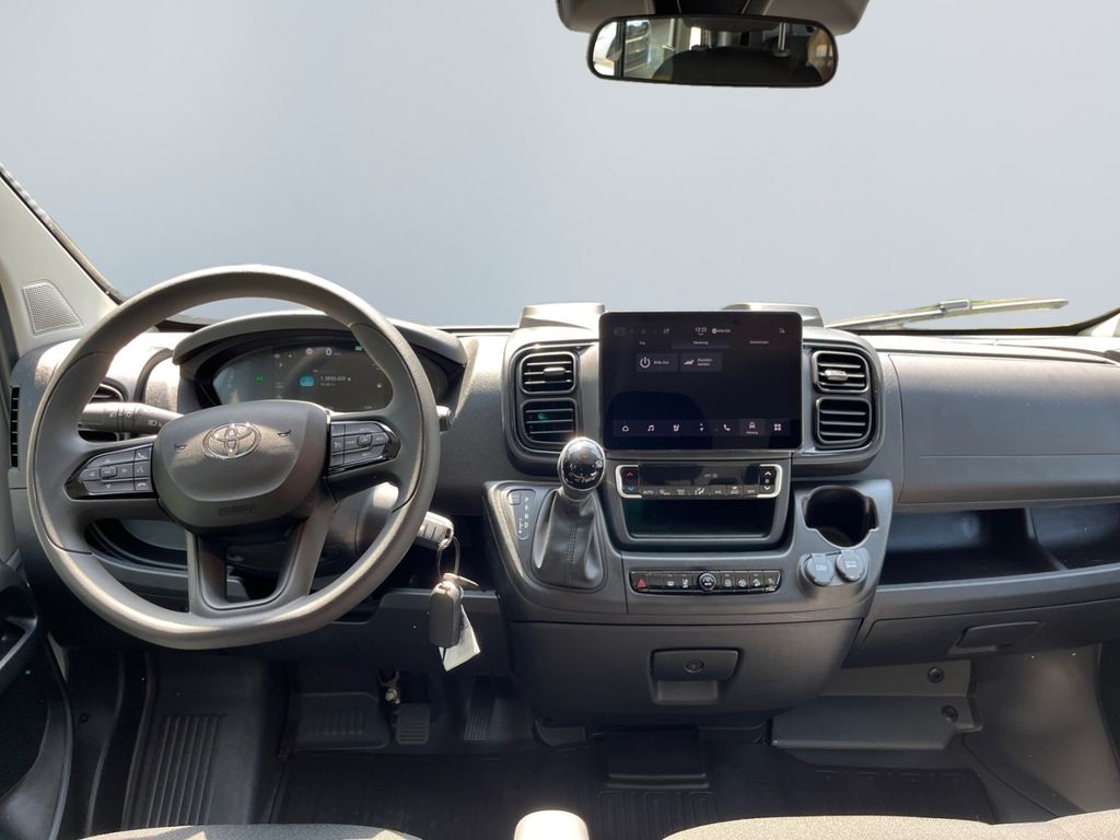 Toyota Proace Max 2025