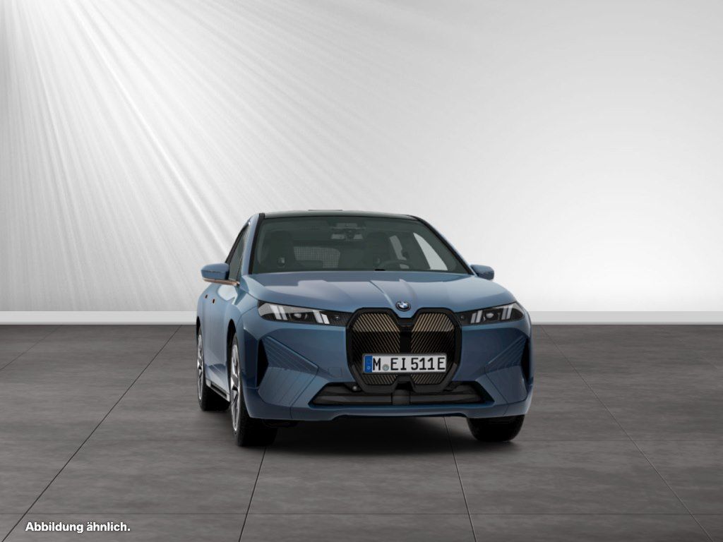 BMW iX 2025