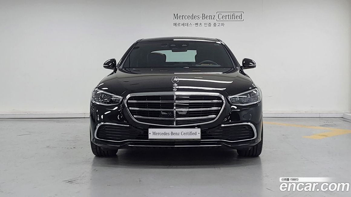 Mercedes-Benz S-Class 2025