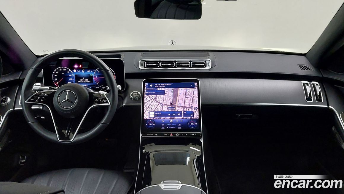 Mercedes-Benz S-Class 2025