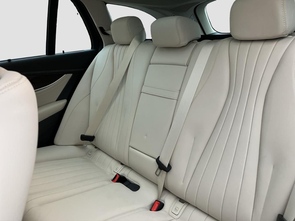 Mercedes-Benz E 300 2022