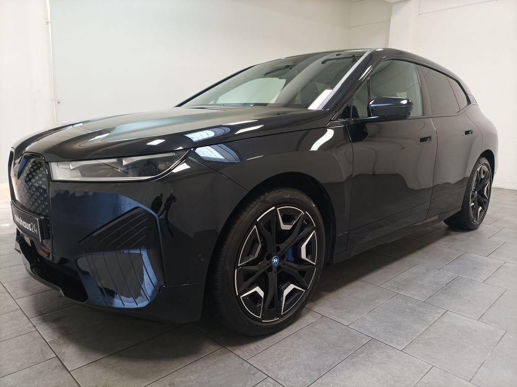 BMW iX 2023